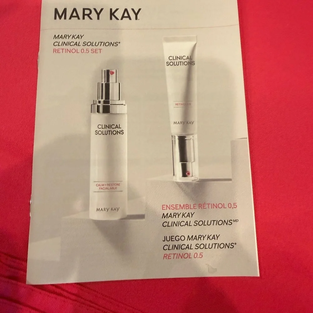 Mary Kay Clinical Solutions 0.5 Retinol Set with Calm + Restore Facial Milk NIB